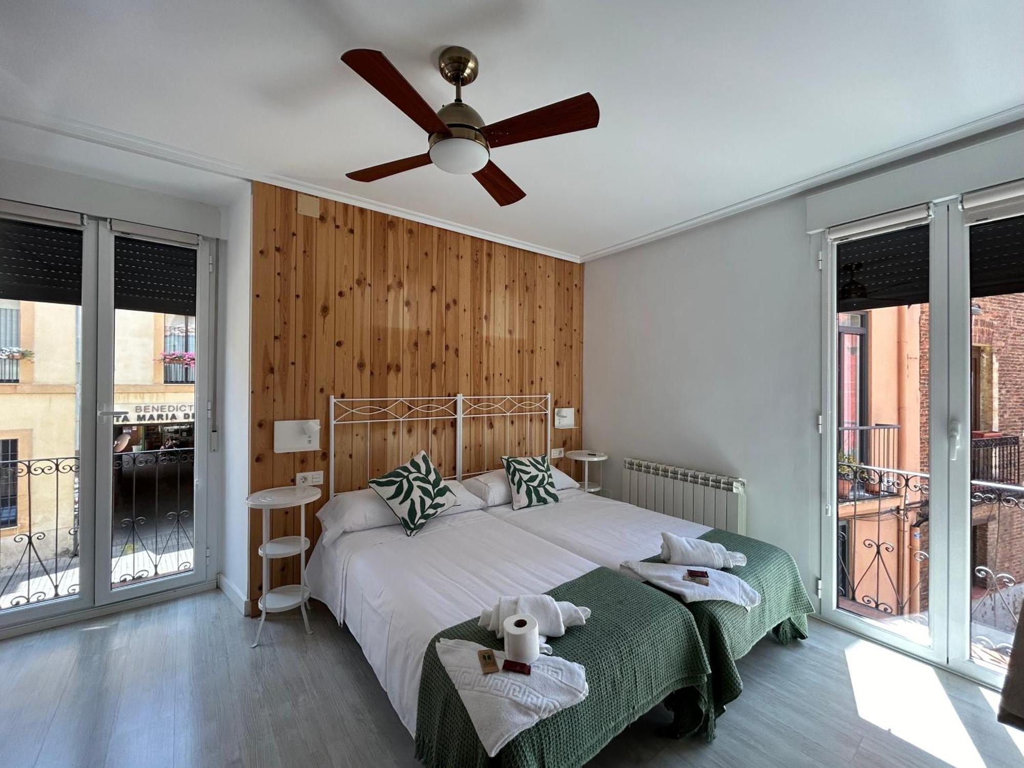 Pension Plaza Del Grano León Eksteriør bilde